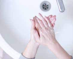 ВОЗ рассказала, как нужно мыть руки.</p>
<p>А вы всё делаете правильно?